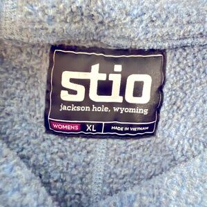 Stio pullover